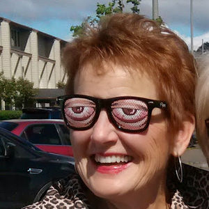 Meet your Posher, Linda bond